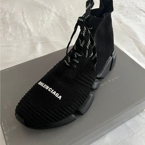BALENCIAGA WOMEN'S SPEED 2.0 LACE-UP SNEAKER IN BLACK